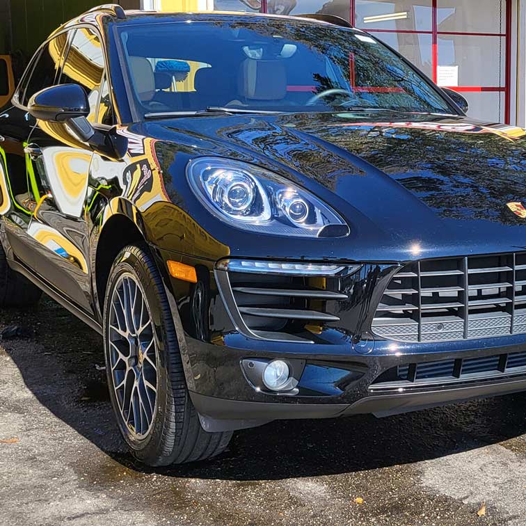 Porsche SUV Detailing